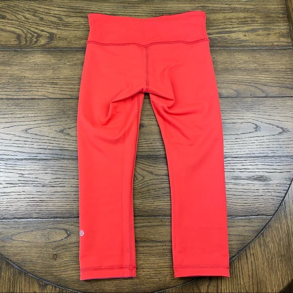 Lululemon Wunder Under Crop Leggings Reversible Alarming Cranberry - Picture 4 of 10